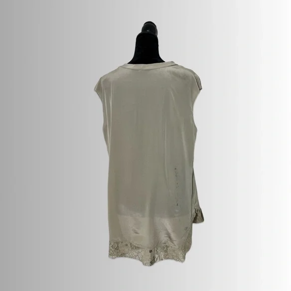 Chico’s 100% Silk, Black Label Champagne Top, Short Laced Sleeves, Size 1/Medium - Picture 3 of 7